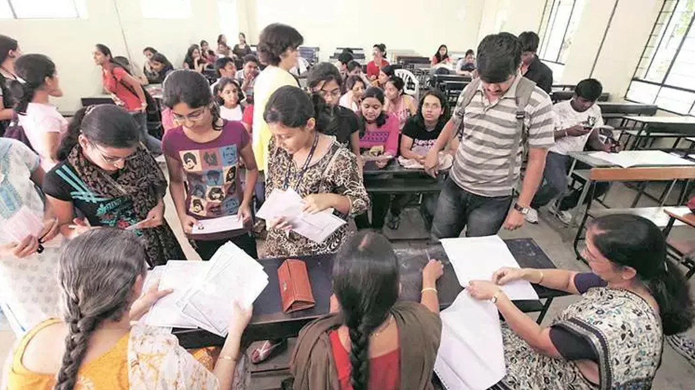 ११ वी प्रवेशाच्या जागांमध्ये मोठी वाढ